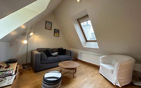 Le Square : Appartement Climatise En Centre Ville